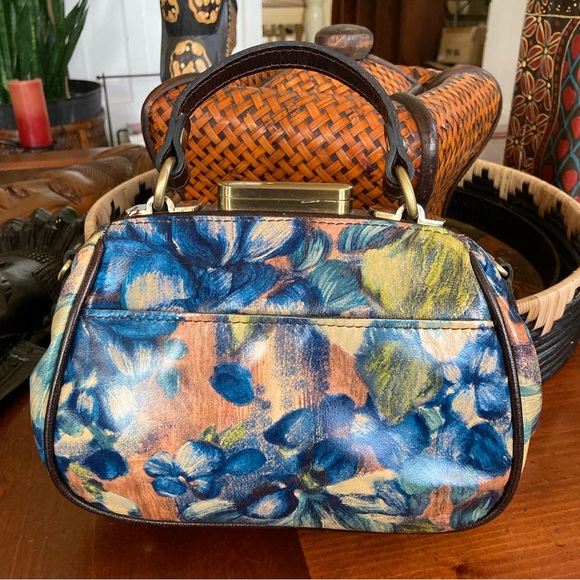 Patricia Nash Gracchi Floral Frame Satchel - Picture 4 of 12